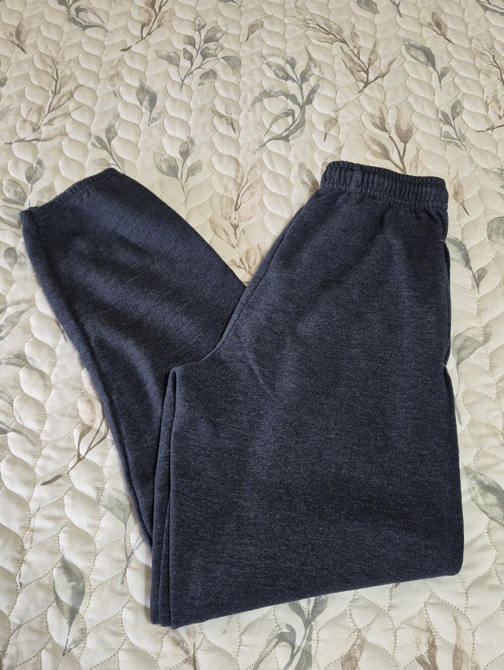 Men's Dark Gray Fleece Jogger Pants With Pockets - Comfortable Everyday Wear